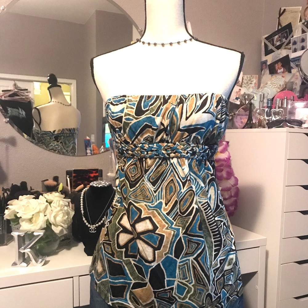 Free w/ any purchase - halter top - Sz Med